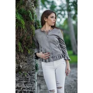 BLVD Gray Suede Ruffled Hem Moto Jacket Size Large Feminine Edgy Chic Outerwear